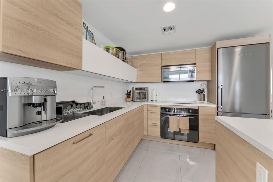 Activo con contrato: $639,000 (2 camas, 2 baños, 1119 Pies cuadrados)