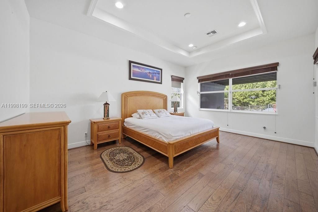 For Sale: $1,240,000 (4 beds, 3 baths, 3024 Square Feet)