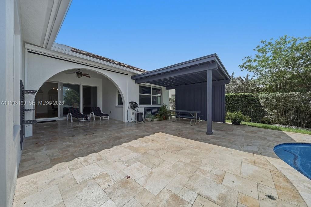 For Sale: $1,240,000 (4 beds, 3 baths, 3024 Square Feet)