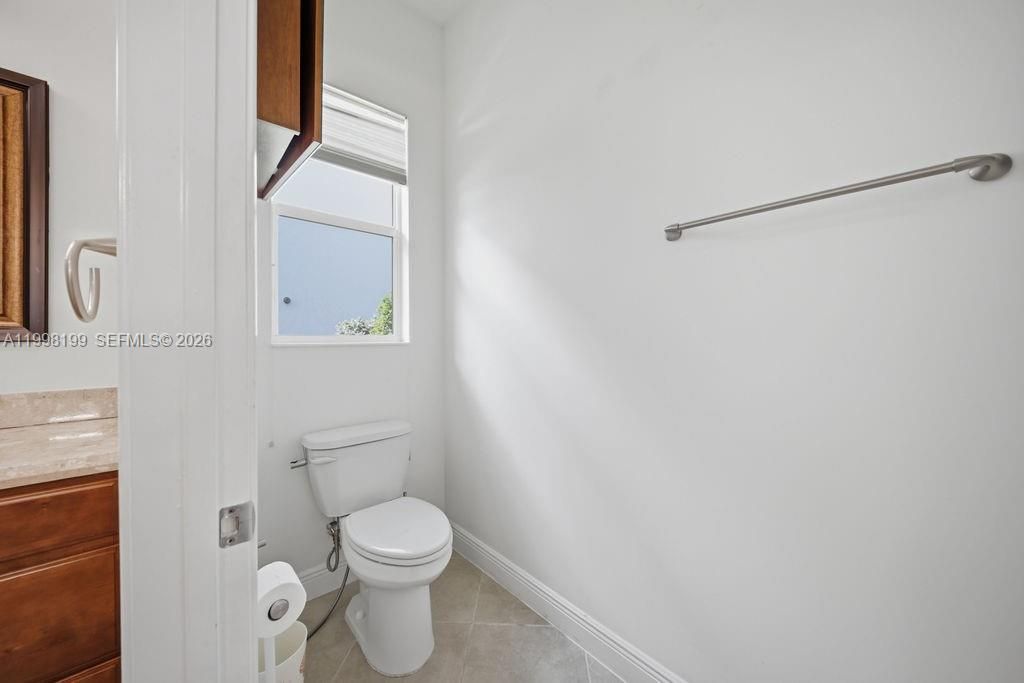 For Sale: $1,240,000 (4 beds, 3 baths, 3024 Square Feet)