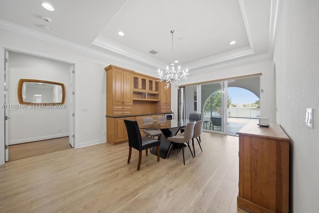 For Sale: $1,240,000 (4 beds, 3 baths, 3024 Square Feet)
