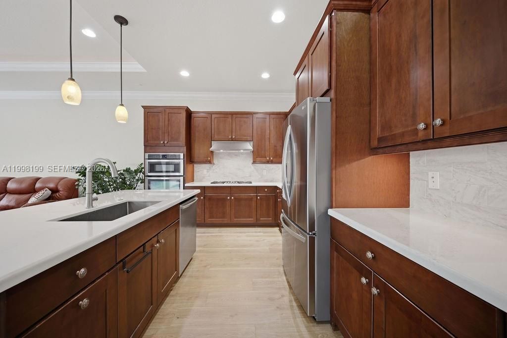 For Sale: $1,240,000 (4 beds, 3 baths, 3024 Square Feet)