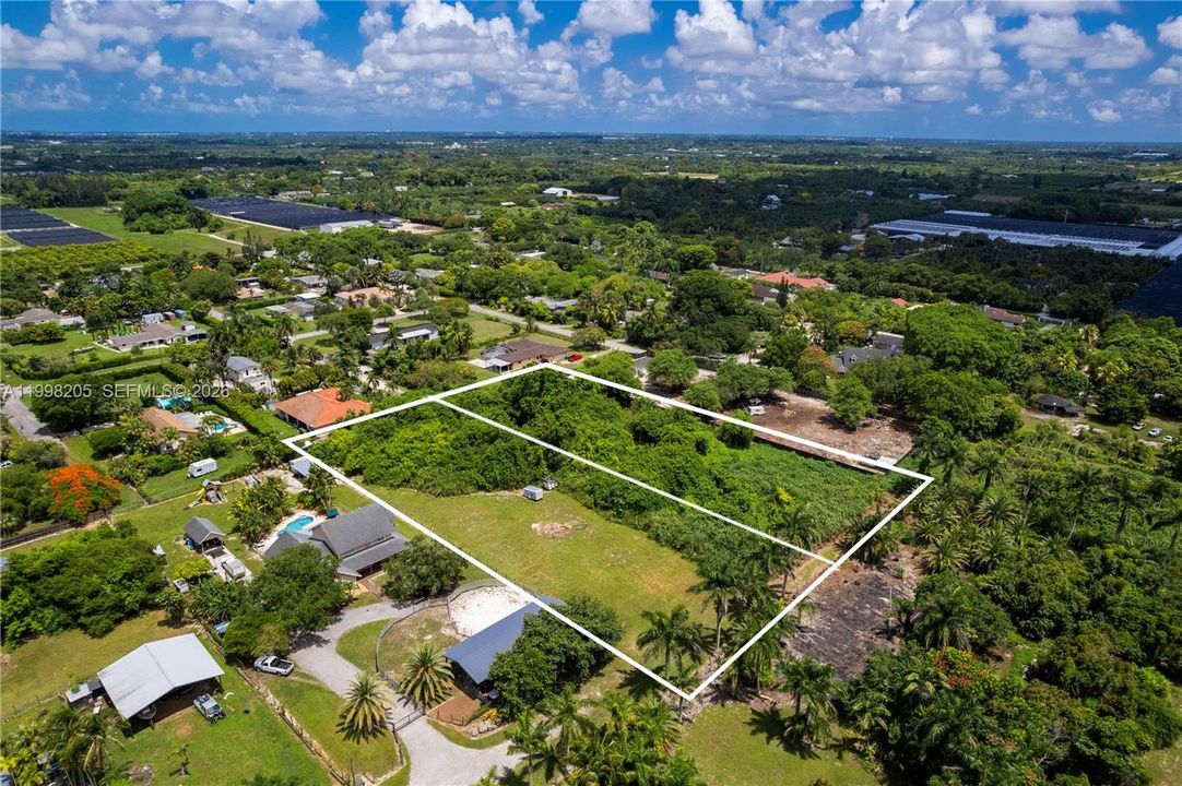 待售: $350,000 (1.00 acres)