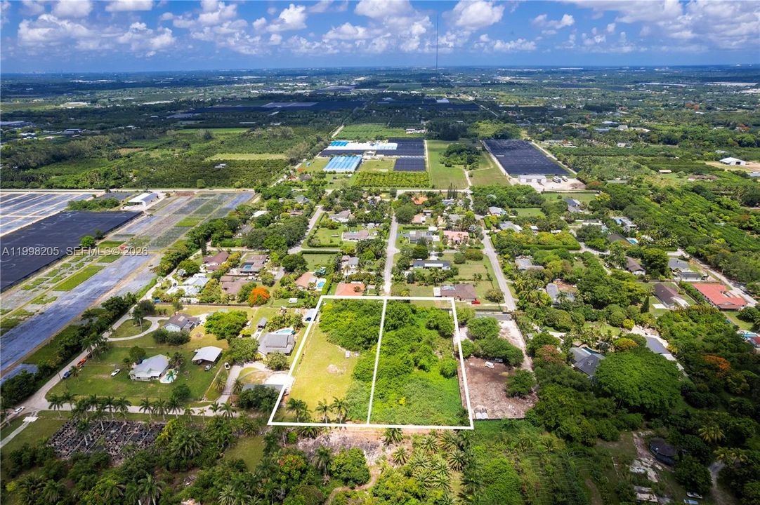 待售: $350,000 (1.00 acres)