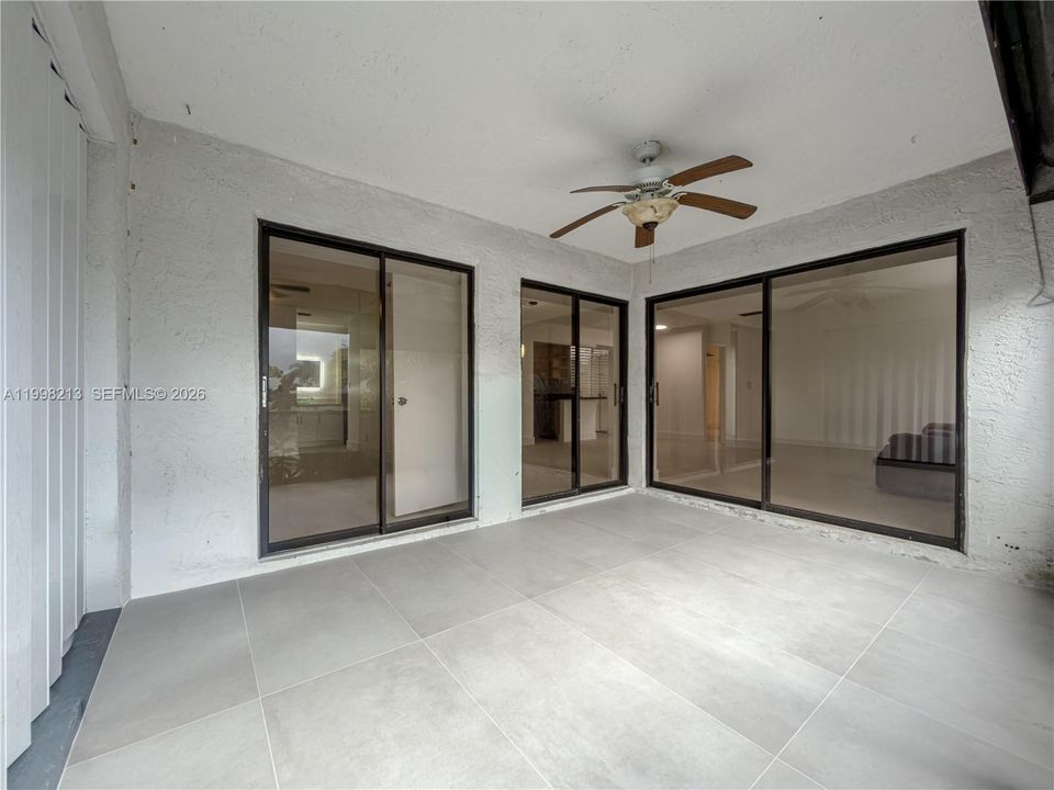 For Sale: $289,000 (3 beds, 2 baths, 1115 Square Feet)