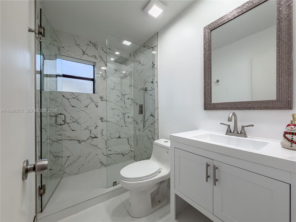 For Sale: $289,000 (3 beds, 2 baths, 1115 Square Feet)