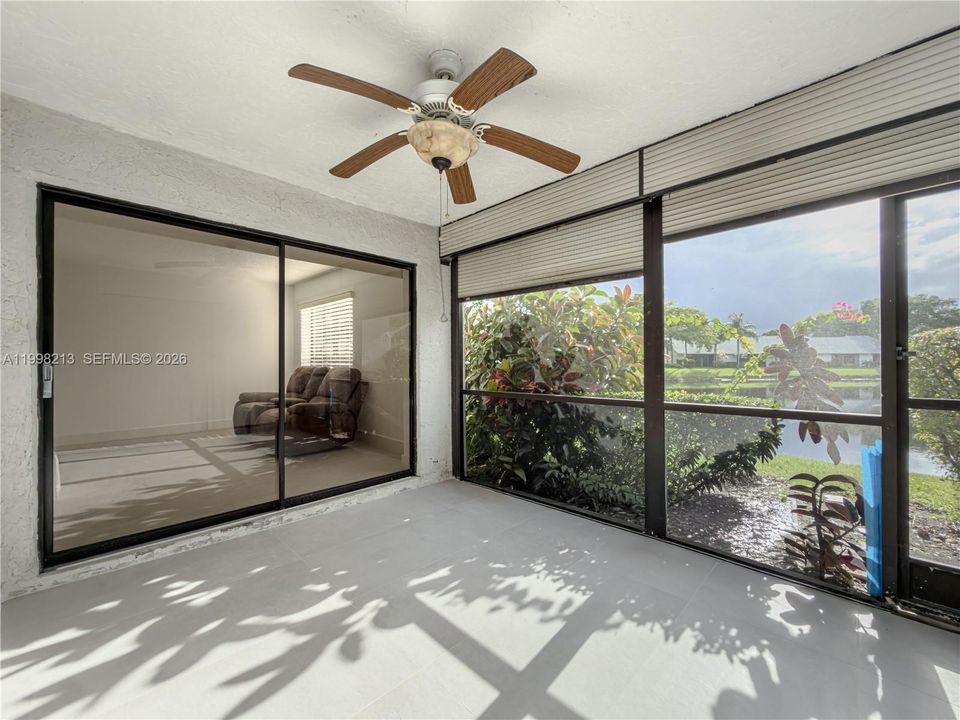 For Sale: $289,000 (3 beds, 2 baths, 1115 Square Feet)