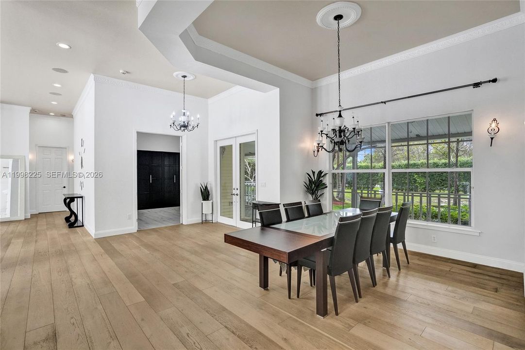 En Venta: $1,590,000 (3 camas, 2 baños, 2630 Pies cuadrados)