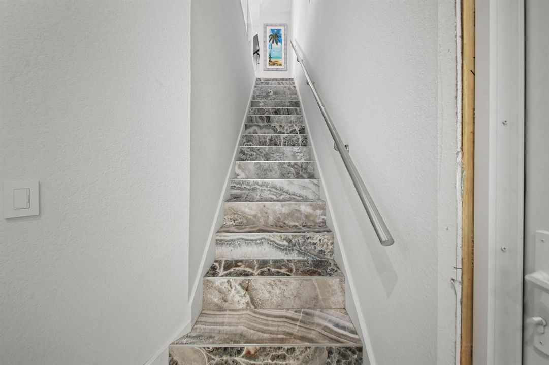 GUEST STAIRCASE