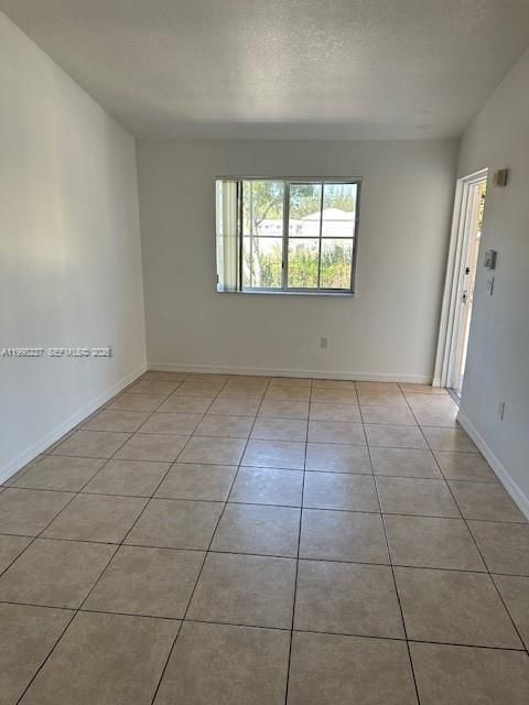 En Venta: $195,000 (2 camas, 2 baños, 822 Pies cuadrados)