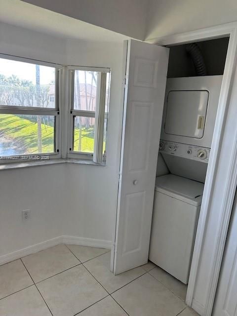 En Venta: $195,000 (2 camas, 2 baños, 822 Pies cuadrados)