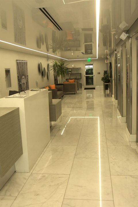 double elevators Lobby area