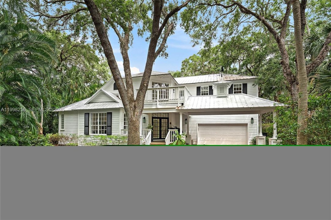 Active With Contract: $2,000,000 (4 beds, 3 baths, 3387 Square Feet)