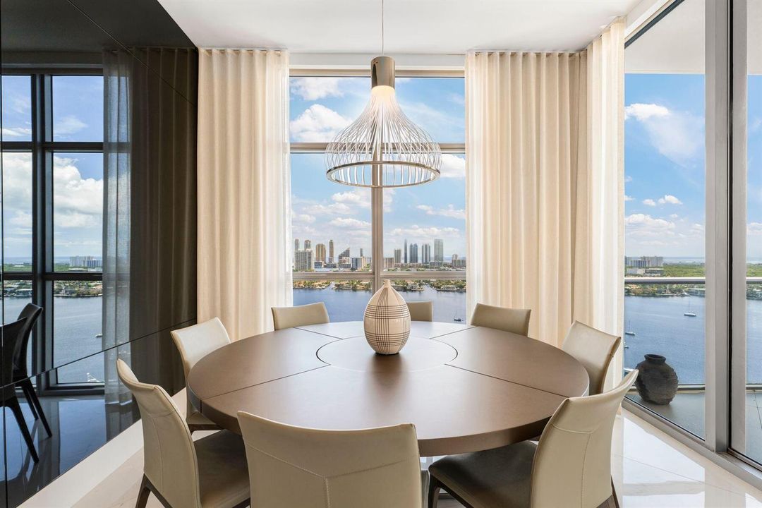 17301 Biscayne Blvd_1oakstudios_14