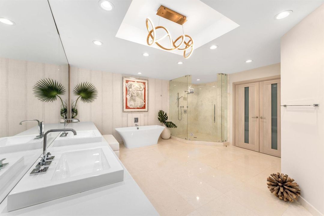 17301 Biscayne Blvd_1oakstudios_23