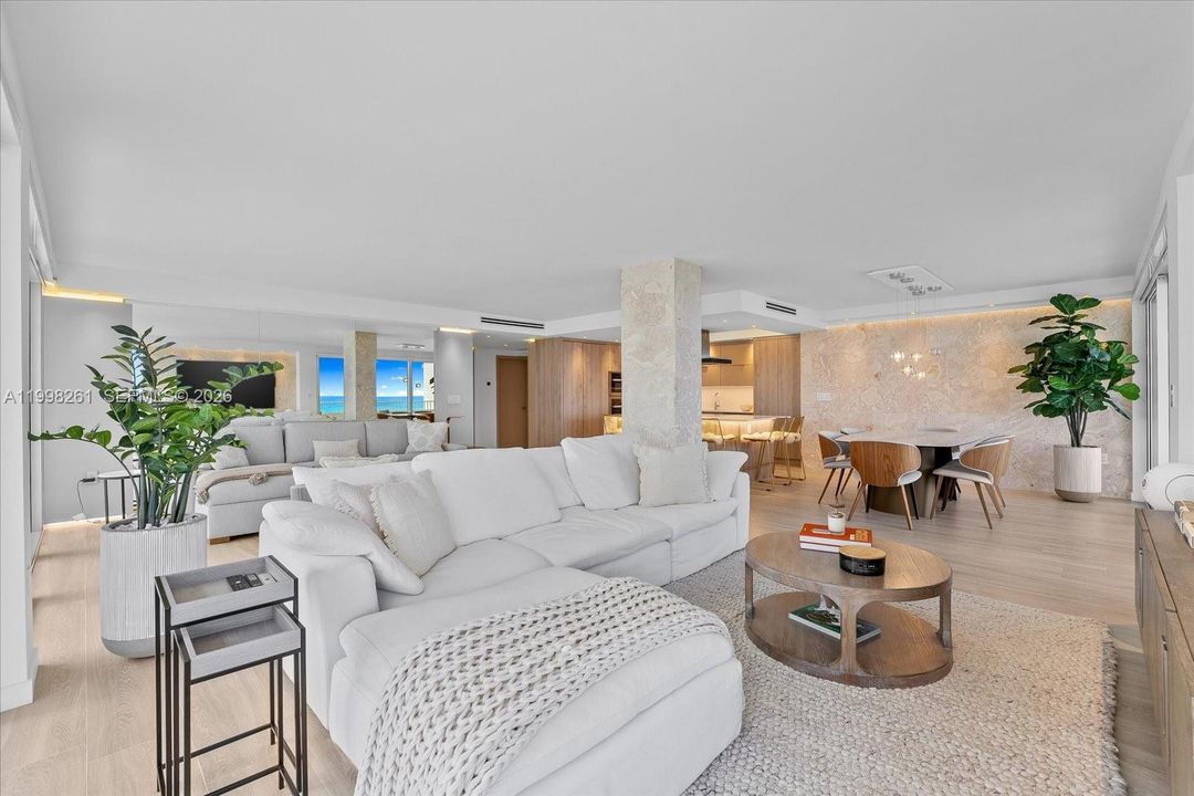 For Rent: $19,000 (3 beds, 2 baths, 1930 Square Feet)