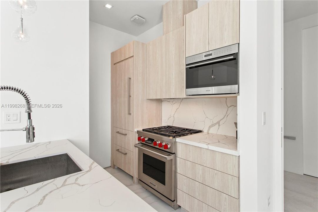 For Rent: $55,000 (7 beds, 10 baths, 8107 Square Feet)