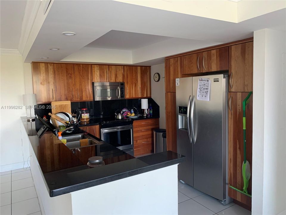 For Sale: $1,170,160 (2 beds, 2 baths, 1260 Square Feet)