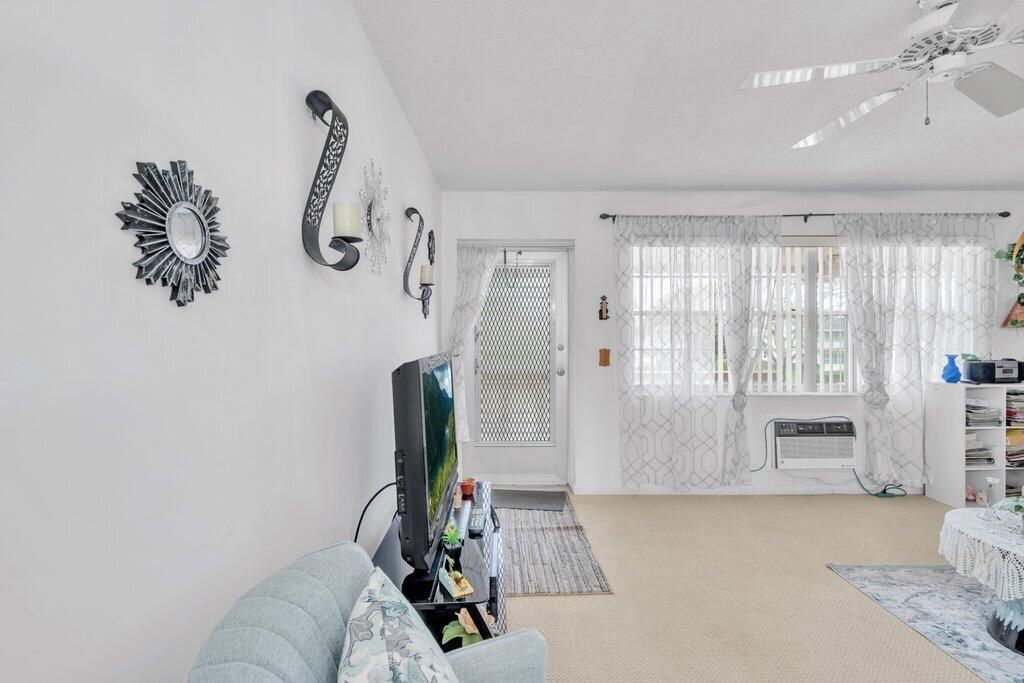 Foyer.jpeg-SMALL