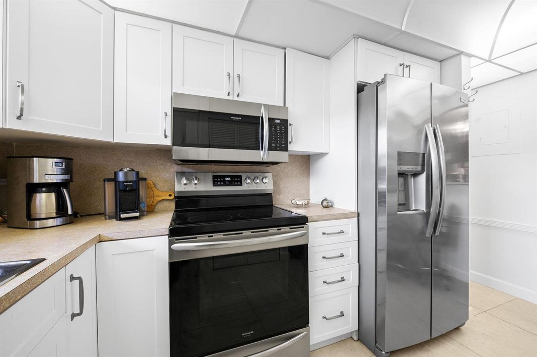 13-web-or-mls-9330-sunrise-lakes-blvd-bu