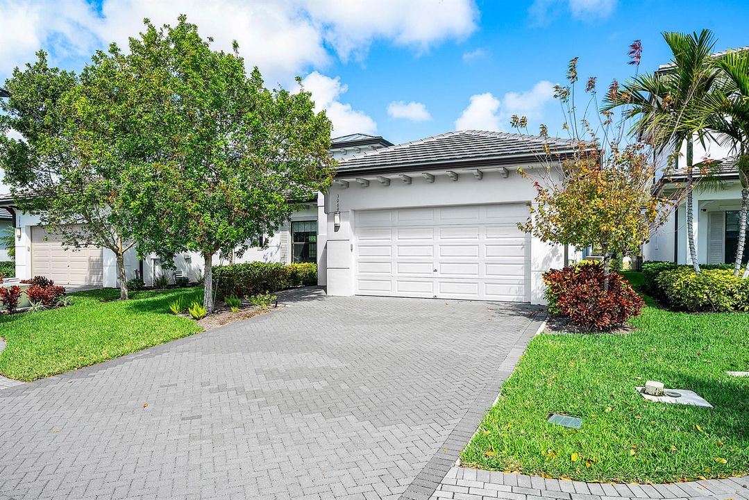 002-3069SafflowerCircle-WestPalmBeach-FL