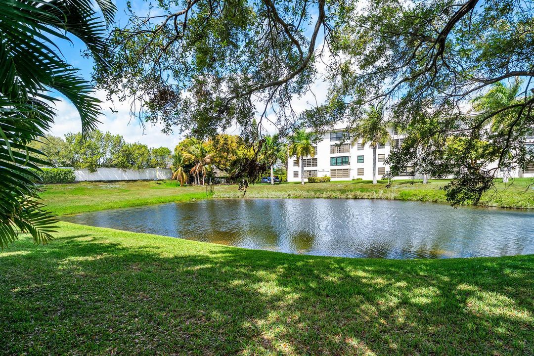041-3069SafflowerCircle-WestPalmBeach-FL