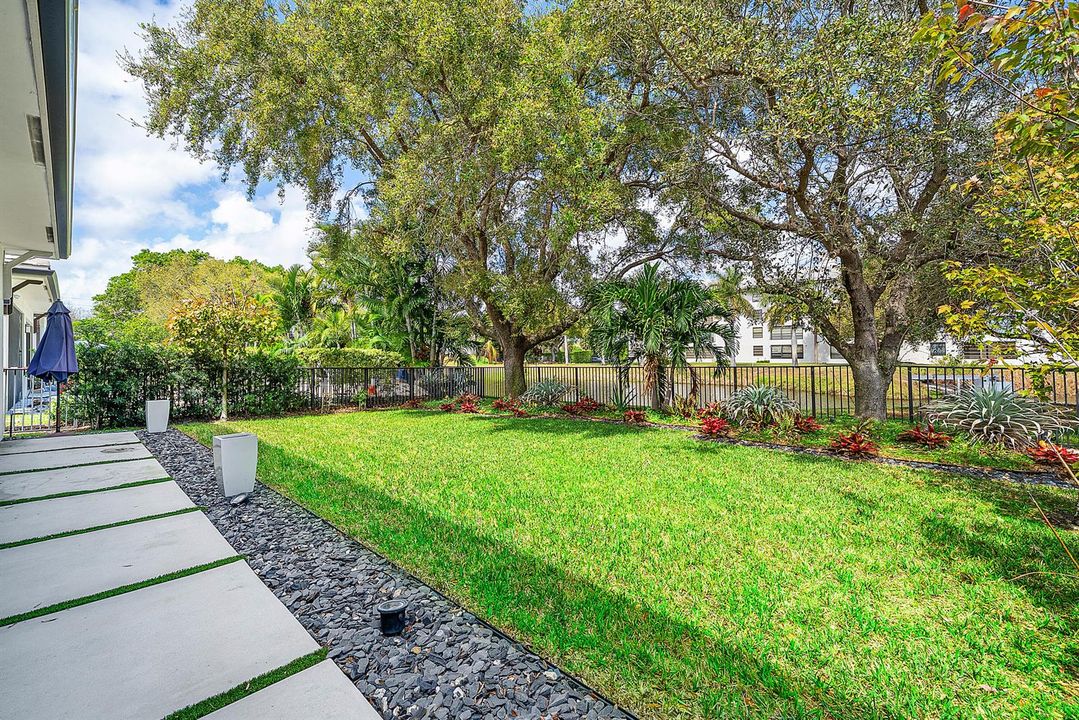 040-3069SafflowerCircle-WestPalmBeach-FL