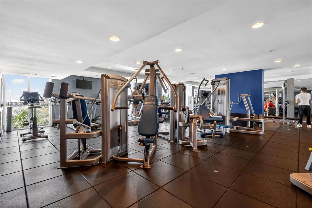 На продажу: $685,000 (2 спален, 2 ванн, 1552 Квадратных фут)
