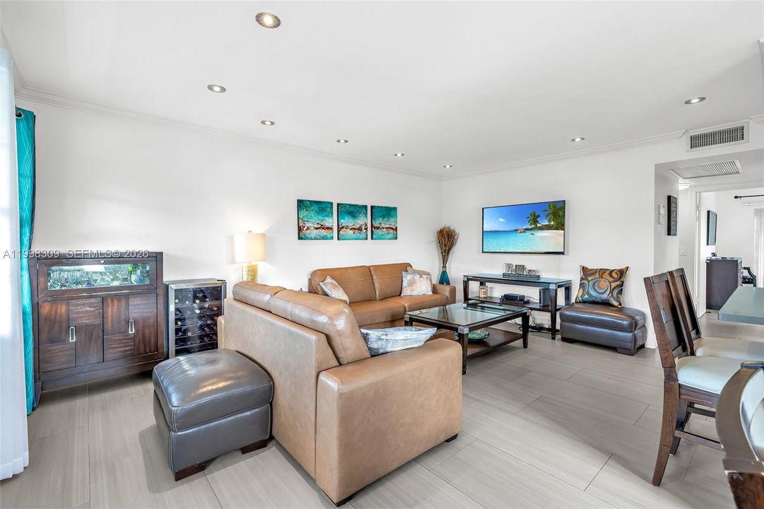 Activo con contrato: $179,000 (2 camas, 1 baños, 820 Pies cuadrados)