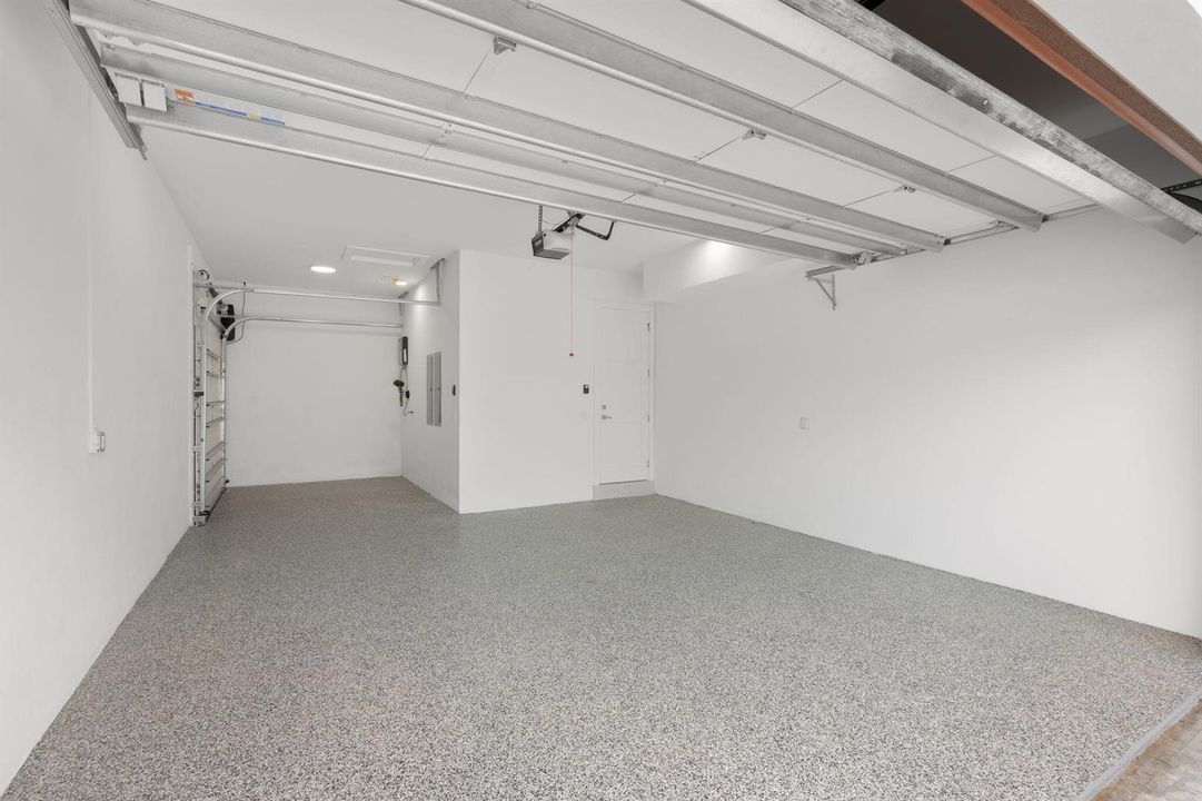 65-web-or-mls-2406 NE 13th Ct Fort Laude