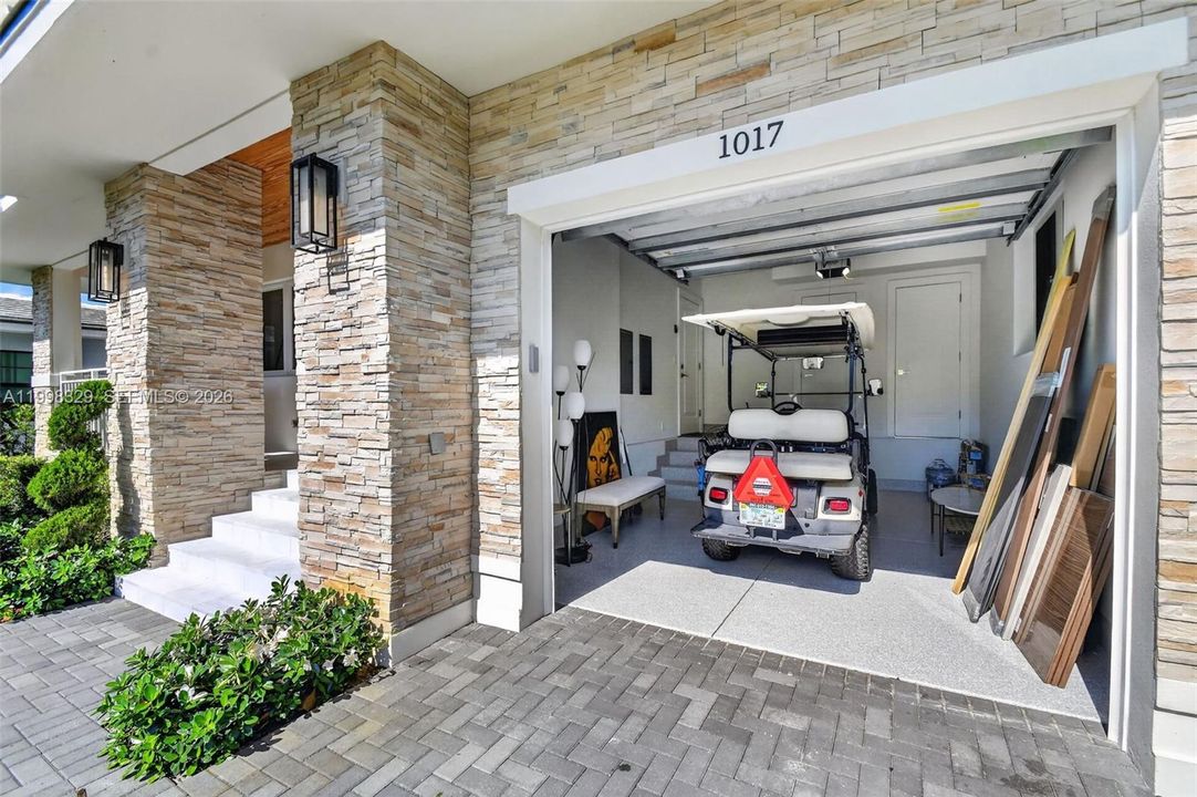 En Venta: $2,365,000 (5 camas, 5 baños, 3047 Pies cuadrados)