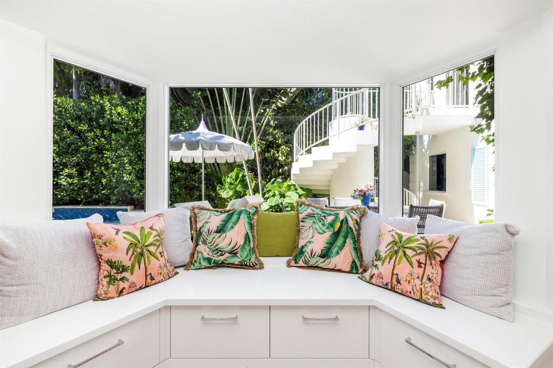 Breakfast Nook