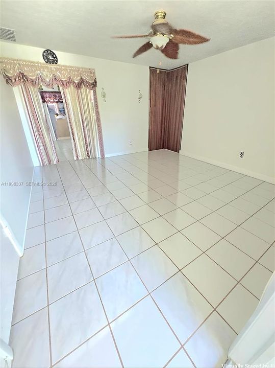 For Sale: $390,000 (0 beds, 0 baths, 1800 Square Feet)