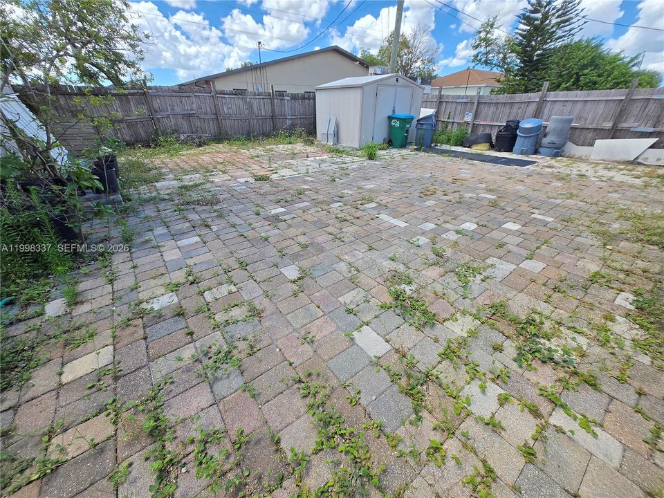 For Sale: $390,000 (0 beds, 0 baths, 1800 Square Feet)