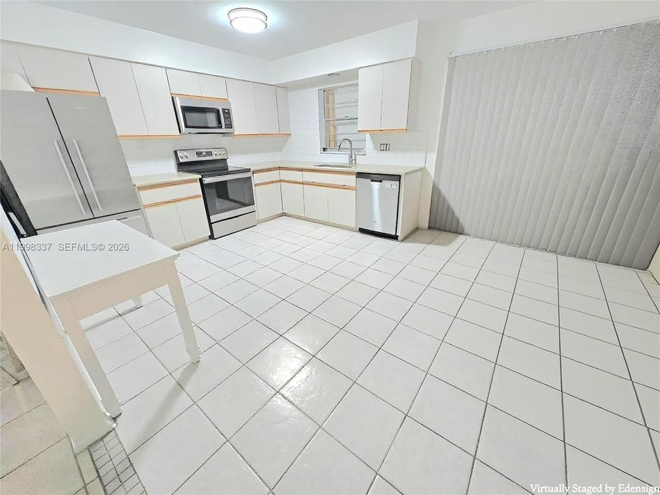 For Sale: $390,000 (0 beds, 0 baths, 1800 Square Feet)