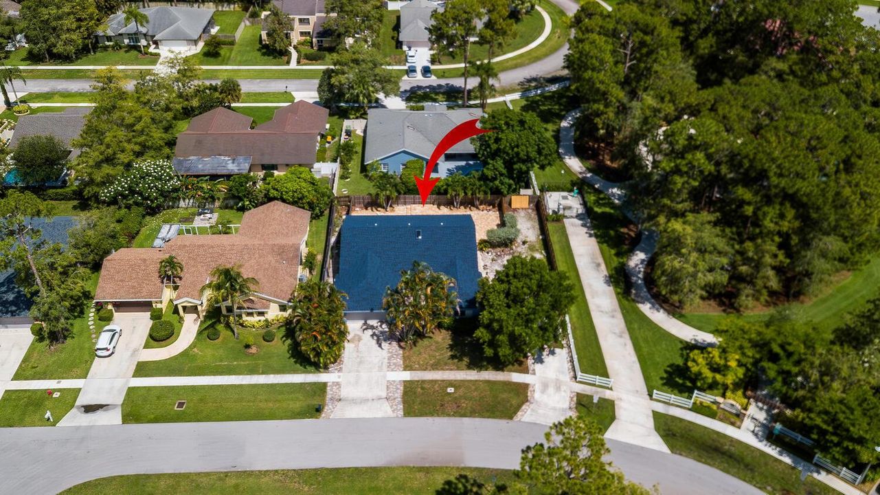 13442 Northumberland Cir-large-034-016-1