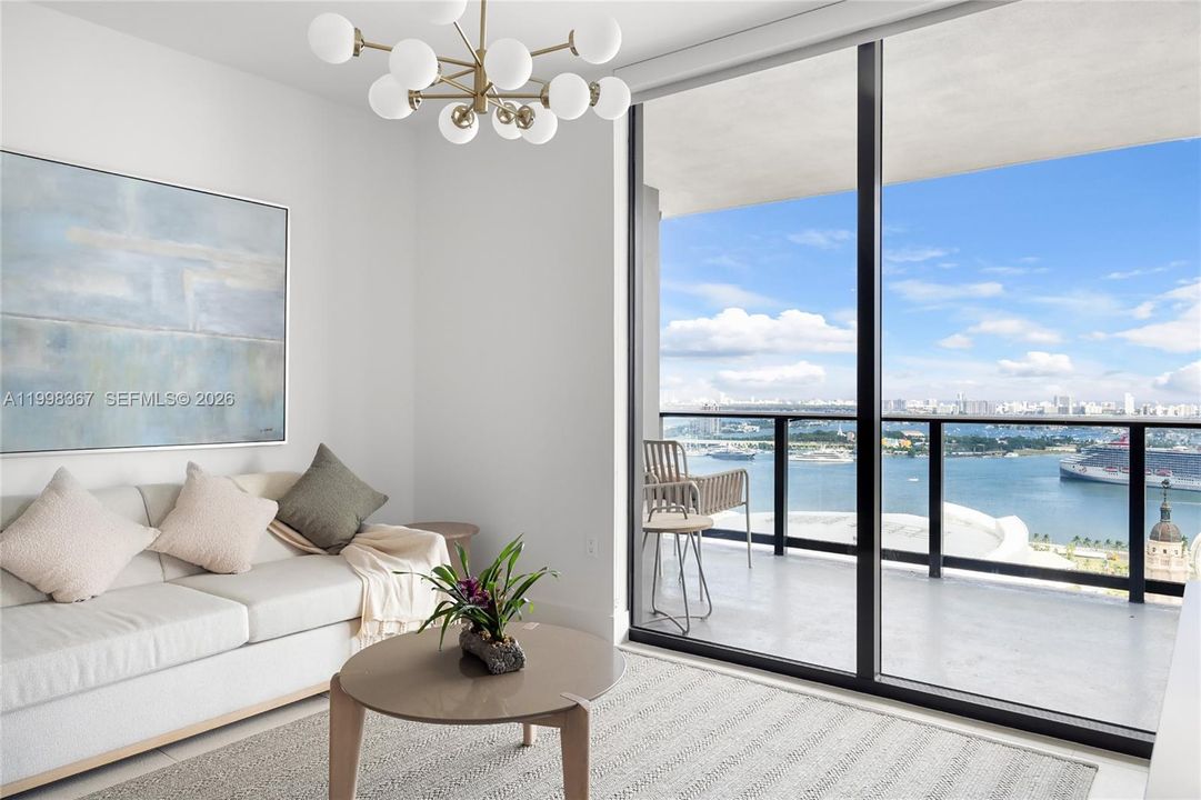 For Sale: $1,275,000 (3 beds, 3 baths, 1633 Square Feet)