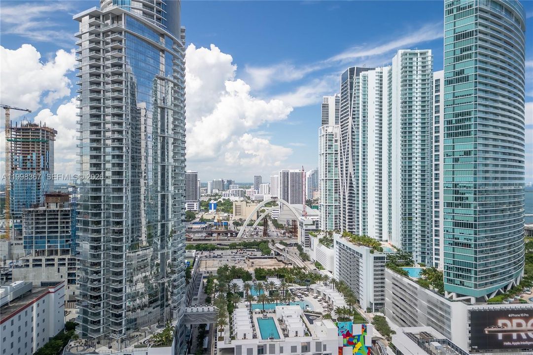 For Sale: $1,275,000 (3 beds, 3 baths, 1633 Square Feet)