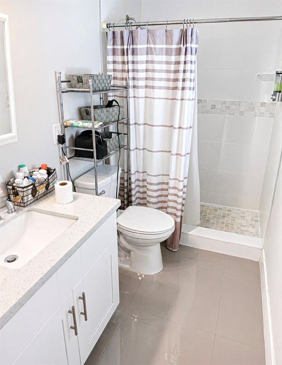 For Sale: $360,000 (4 beds, 2 baths, 2008 Square Feet)