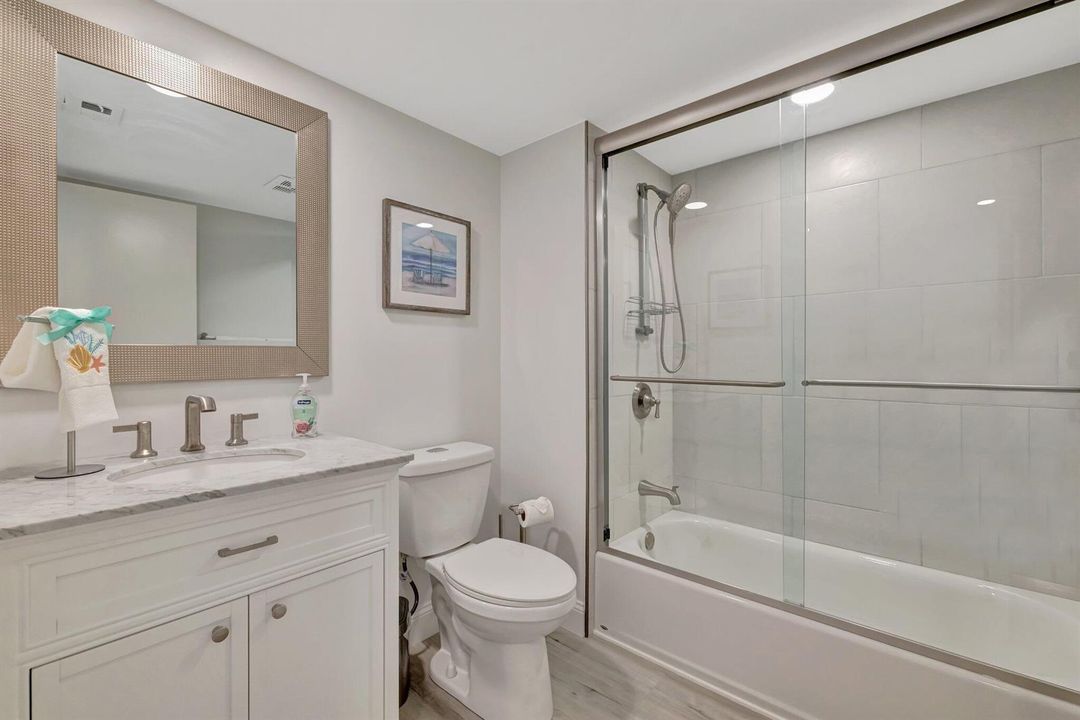 1102 Guest Bathroom