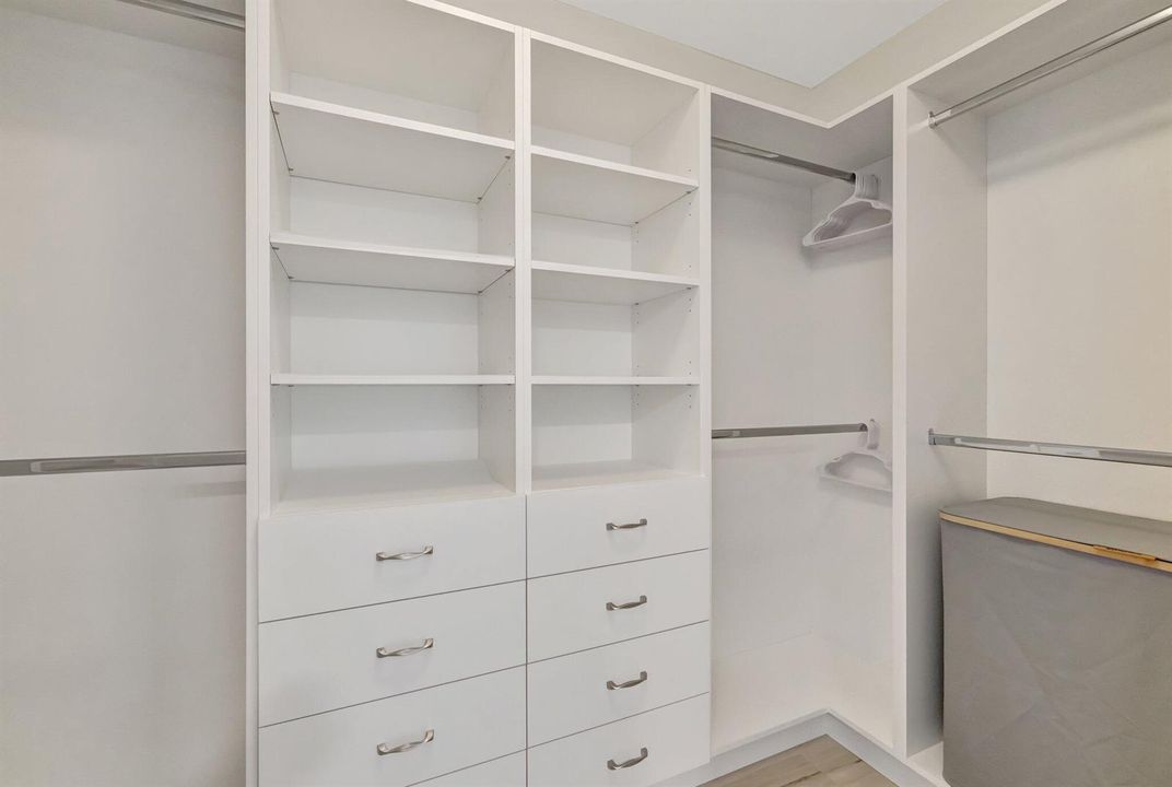 1102 Master Walk In Closet