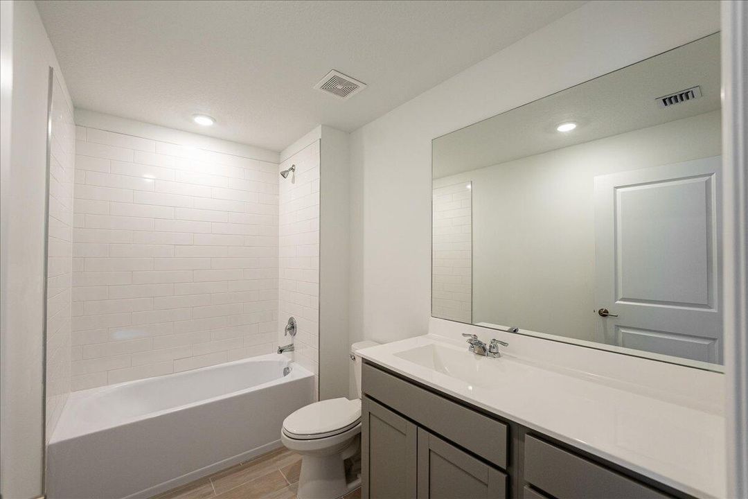203-6331 Windwood-0609