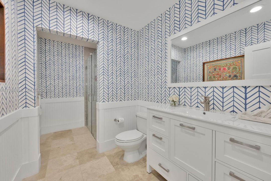 В аренду: $22,500 (5 спален, 5 ванн, 4154 Квадратных фут)