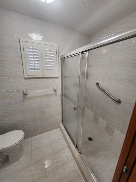For Rent: $5,400 (4 beds, 3 baths, 3152 Square Feet)