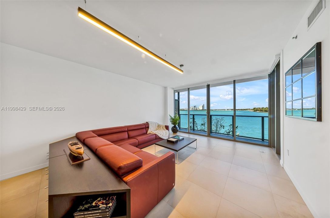 For Sale: $4,695,000 (4 beds, 4 baths, 3328 Square Feet)
