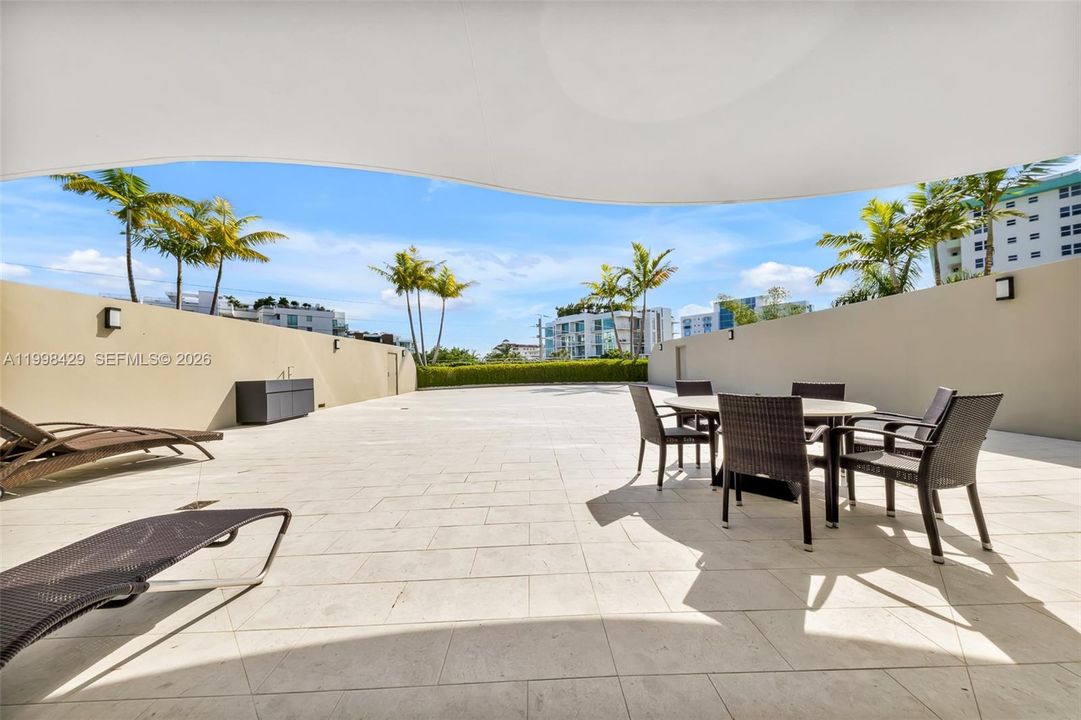 For Sale: $4,695,000 (4 beds, 4 baths, 3328 Square Feet)