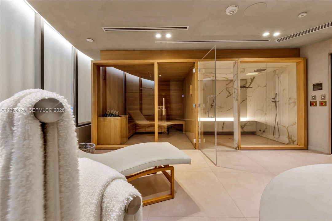 Steam & Sauna