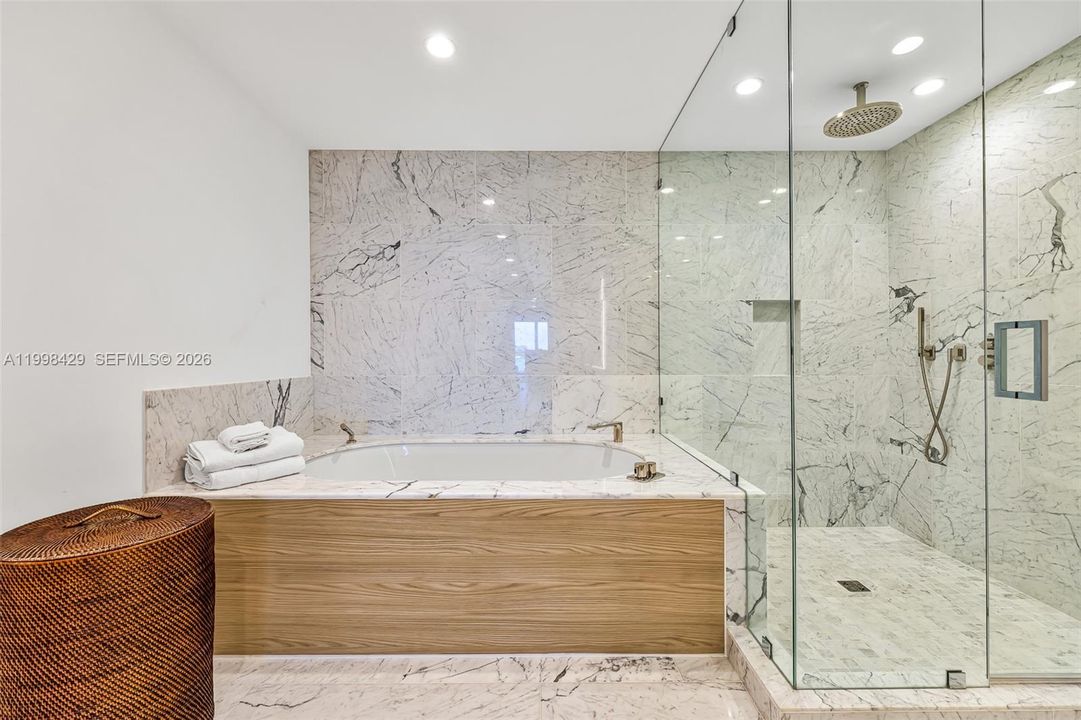 For Sale: $4,695,000 (4 beds, 4 baths, 3328 Square Feet)