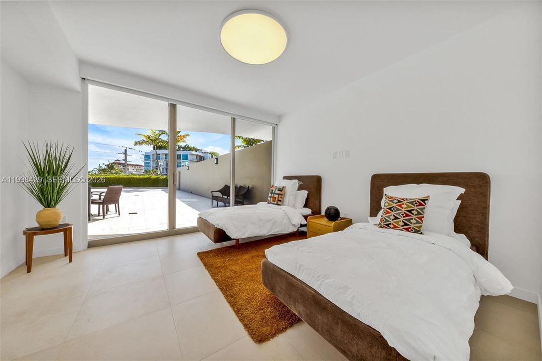 For Sale: $4,695,000 (4 beds, 4 baths, 3328 Square Feet)