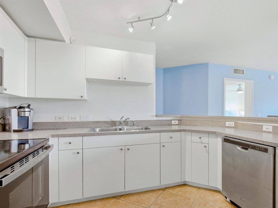 Kitchen 3